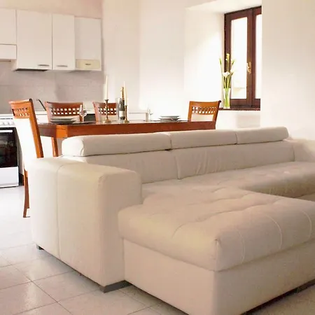 Apartment La Piazzetta Menaggio